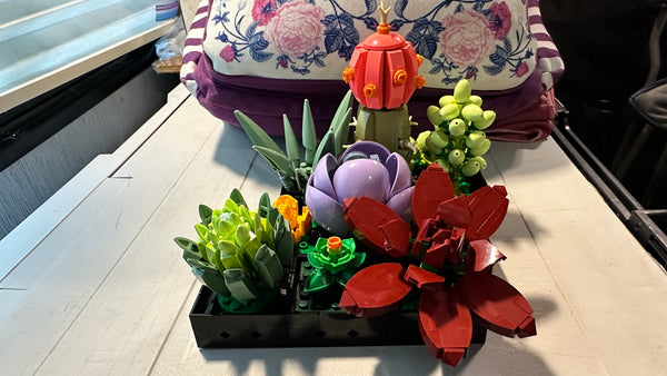 Lego Succulents -Botanical Collection (#10309) – ColorfulThreadsEmbroidery